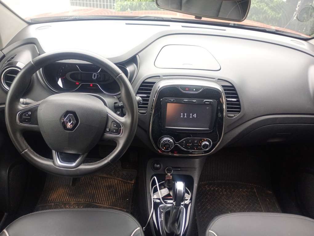 RENAULT CAPTUR 1.6 16V SCE FLEX INTENSE X-TRONIC