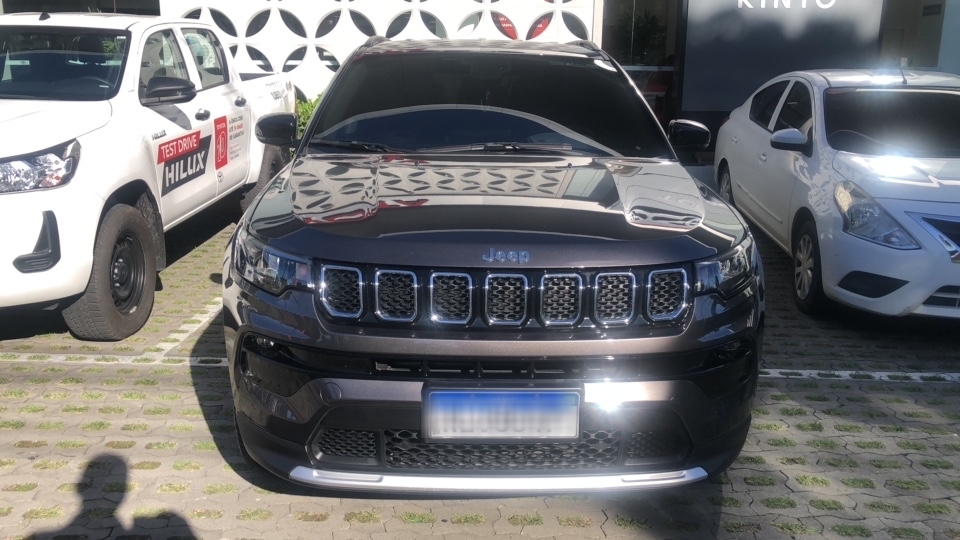 JEEP COMPASS 1.3 T270 TURBO FLEX LONGITUDE AT6