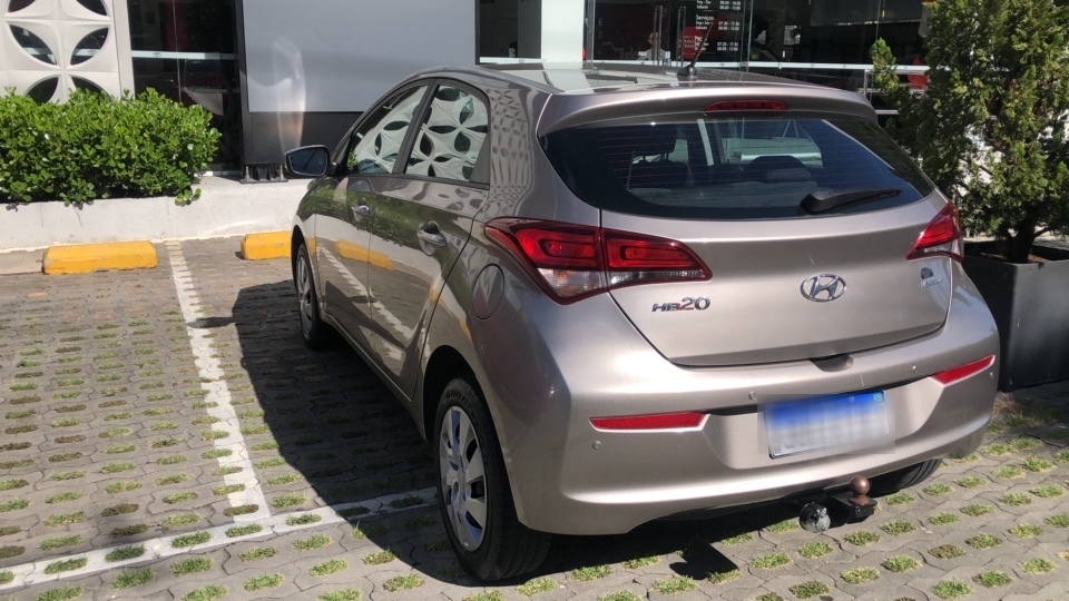 HYUNDAI HB20 1.6 COMFORT PLUS 16V FLEX 4P AUTOMATICO
