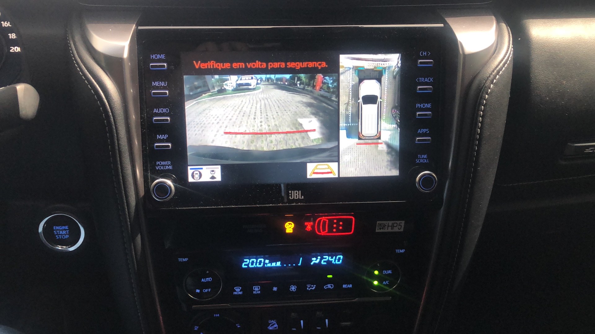 TOYOTA HILUX SW4 2.8 D-4D TURBO DIESEL SRX 7L 4X4 AUTOM&Aacute;TICO