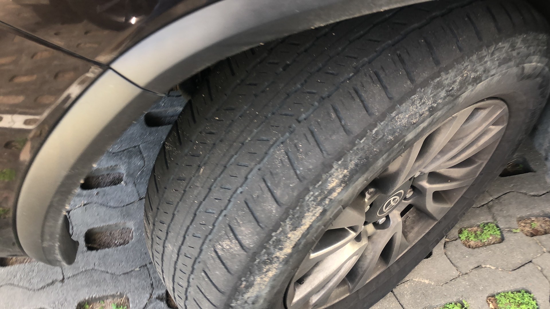 TOYOTA HILUX SW4 2.8 D-4D TURBO DIESEL SRX 7L 4X4 AUTOM&Aacute;TICO