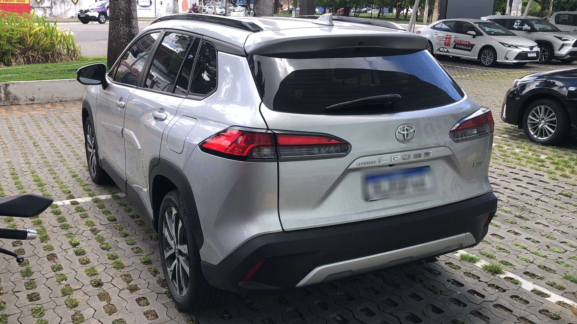 TOYOTA COROLLA CROSS 2.0 VVT-IE FLEX XRE DIRECT SHIFT