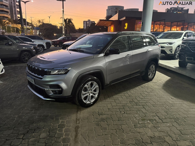 JEEP COMMANDER 1.3 T270 TURBO FLEX LONGITUDE AT6