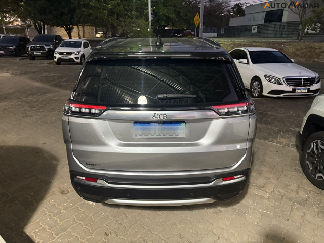 JEEP COMMANDER 1.3 T270 TURBO FLEX LONGITUDE AT6