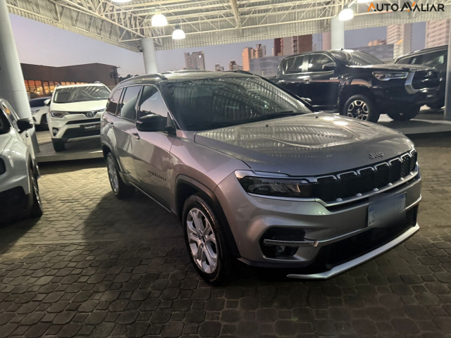 JEEP COMMANDER 1.3 T270 TURBO FLEX LONGITUDE AT6