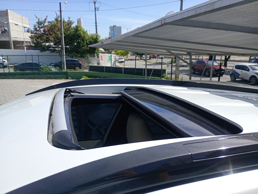 TOYOTA COROLLA CROSS 1.8 VVT-I HYBRID FLEX XRX CVT