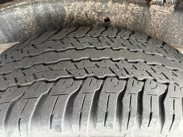 TOYOTA HILUX 2.8 D-4D TURBO DIESEL CD SRX 4X4 AUTOM&Aacute;TICO