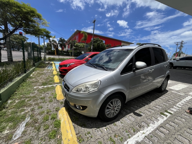 FIAT IDEA 1.4 MPI ATTRACTIVE 8V FLEX 4P MANUAL