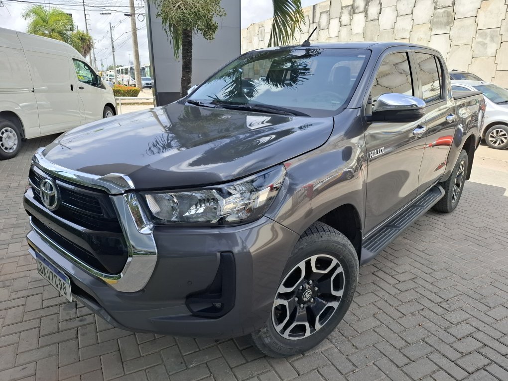 TOYOTA HILUX 2.8 D-4D TURBO DIESEL CD SRV 4X4 AUTOM&Aacute;TICO