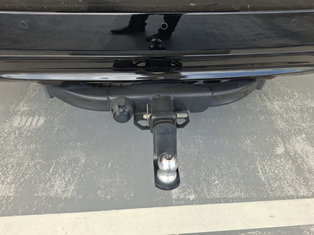 TOYOTA HILUX SW4 2.8 D-4D TURBO DIESEL DIAMOND 7L 4X4 AUTOM&Aacute;TICO