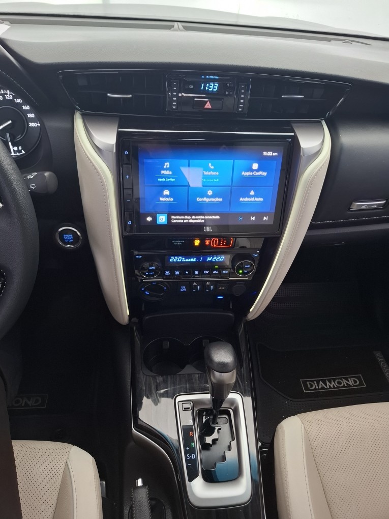 TOYOTA HILUX SW4 2.8 D-4D TURBO DIESEL DIAMOND 7L 4X4 AUTOM&Aacute;TICO