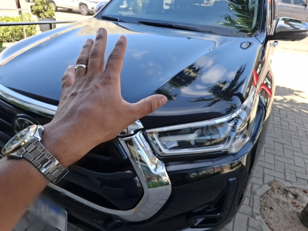 TOYOTA HILUX 2.8 D-4D TURBO DIESEL CD SRX 4X4 AUTOM&Aacute;TICO