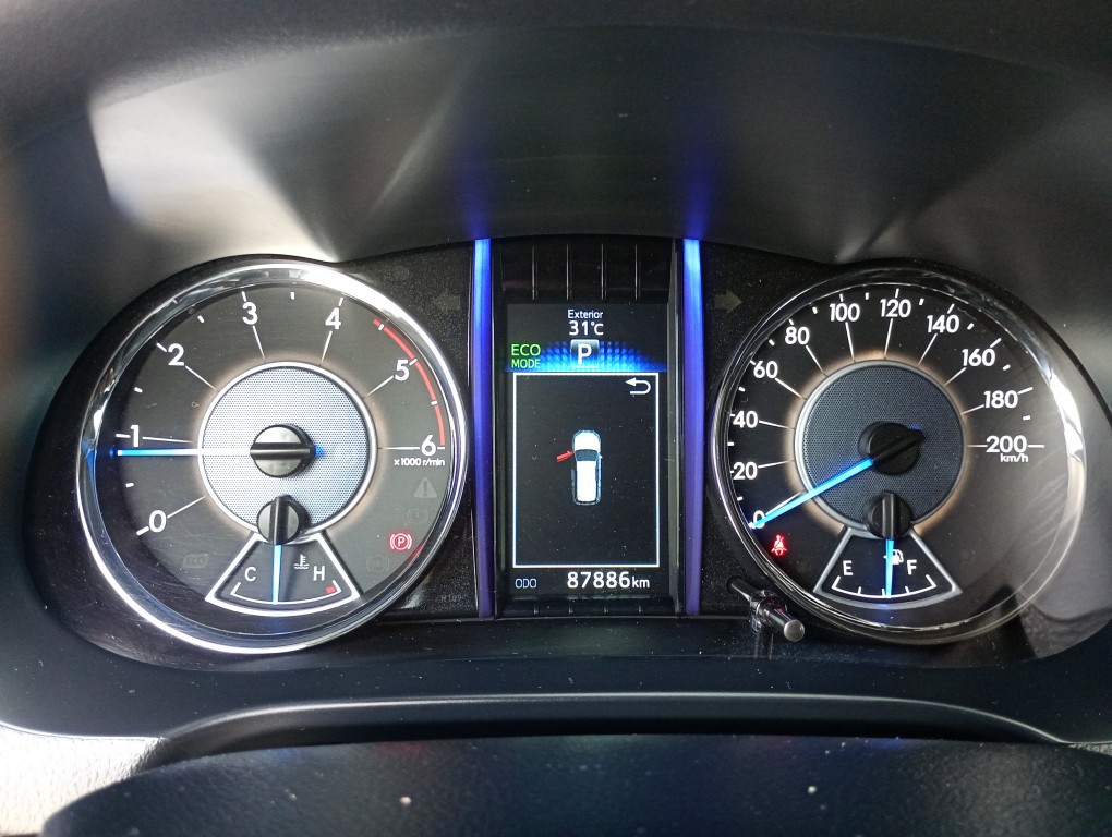 TOYOTA HILUX SW4 2.8 SRX 4X4 7 LUGARES 16V TURBO INTERCOOLER DIESEL 4P AUTOMATICO