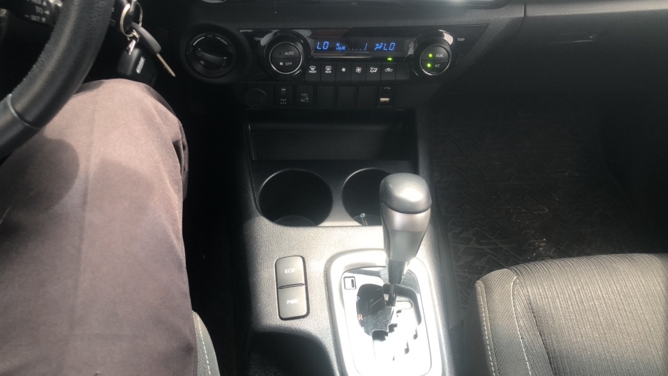 TOYOTA HILUX 2.8 D-4D TURBO DIESEL CD SR 4X4 AUTOM&Aacute;TICA