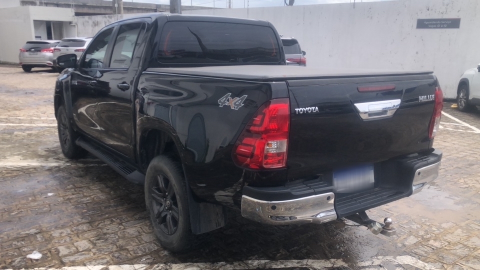 TOYOTA HILUX 2.8 D-4D TURBO DIESEL CD SR 4X4 AUTOM&Aacute;TICA