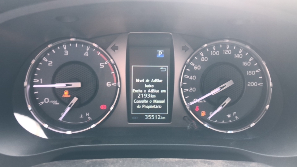 TOYOTA HILUX 2.8 D-4D TURBO DIESEL CD SR 4X4 AUTOM&Aacute;TICA