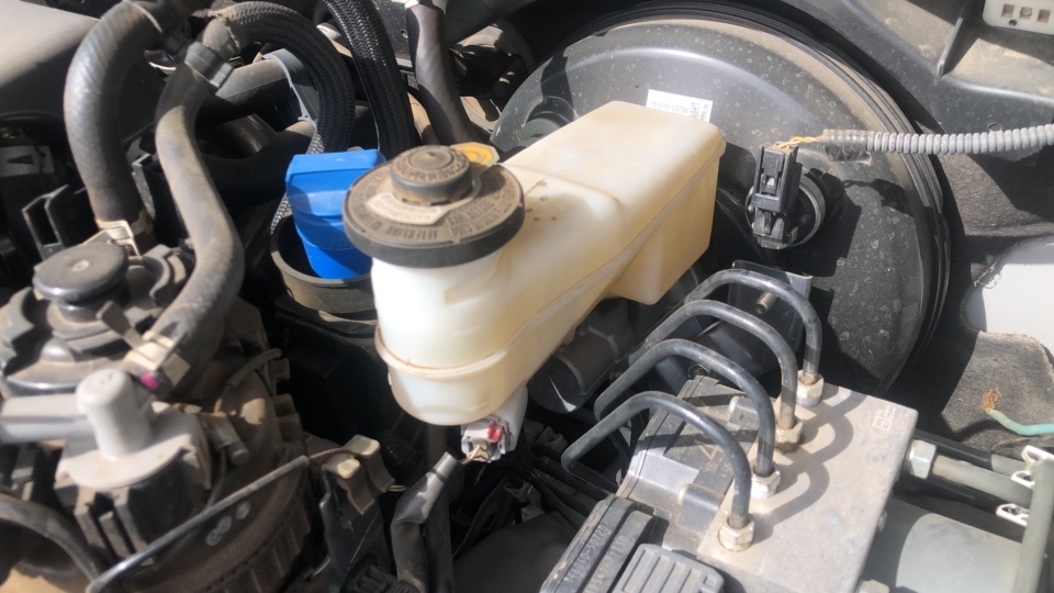 TOYOTA HILUX 2.8 D-4D TURBO DIESEL CD SR 4X4 AUTOM&Aacute;TICA