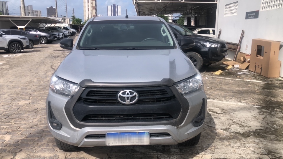 TOYOTA HILUX 2.8 D-4D TURBO DIESEL CD SR 4X4 AUTOM&Aacute;TICA