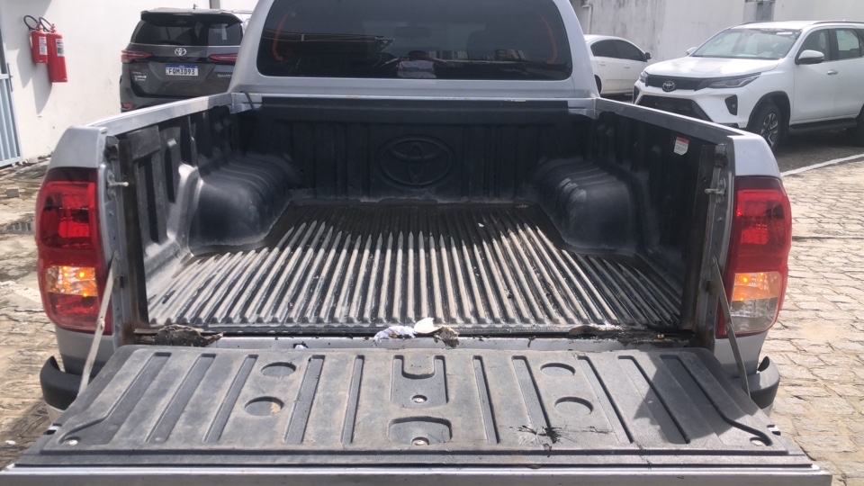 TOYOTA HILUX 2.8 D-4D TURBO DIESEL CD SR 4X4 AUTOM&Aacute;TICA