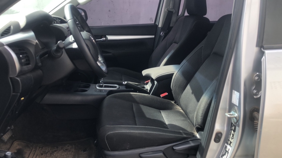 TOYOTA HILUX 2.8 D-4D TURBO DIESEL CD SR 4X4 AUTOM&Aacute;TICA