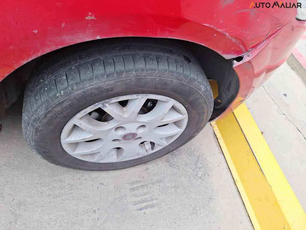 FIAT PUNTO 1.4 8V FLEX 4P MANUAL