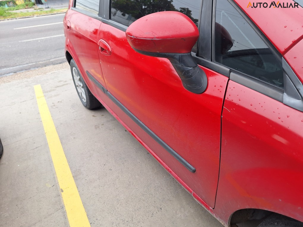 FIAT PUNTO 1.4 8V FLEX 4P MANUAL