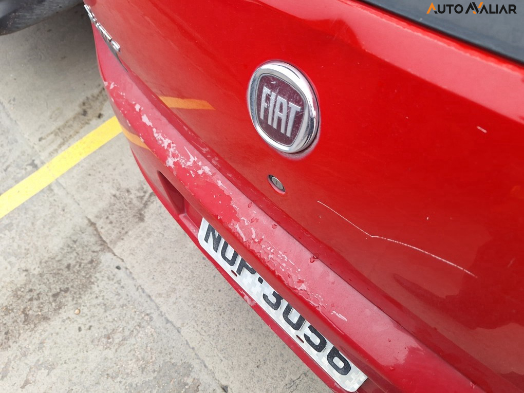 FIAT PUNTO 1.4 8V FLEX 4P MANUAL