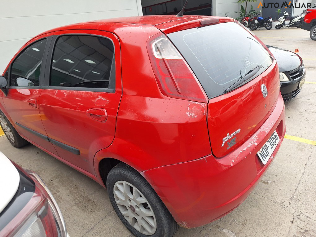 FIAT PUNTO 1.4 8V FLEX 4P MANUAL