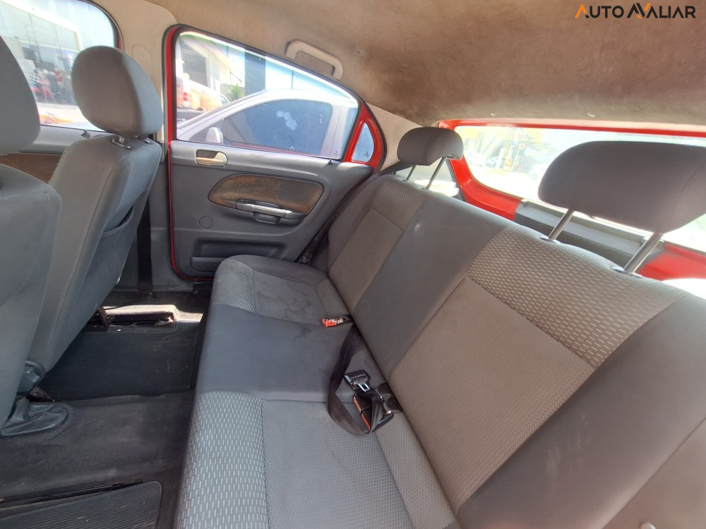 VOLKSWAGEN GOL 1.6 MI 8V FLEX 4P MANUAL G.V