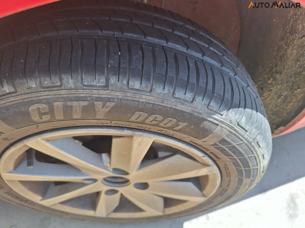 VOLKSWAGEN GOL 1.6 MI 8V FLEX 4P MANUAL G.V