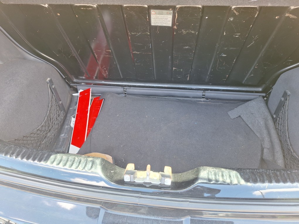 VOLKSWAGEN FOX 1.0 MI 8V FLEX 4P MANUAL