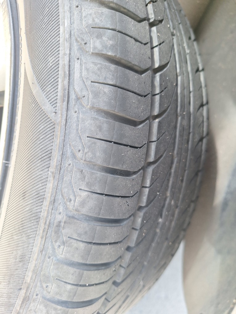 VOLKSWAGEN FOX 1.0 MI 8V FLEX 4P MANUAL