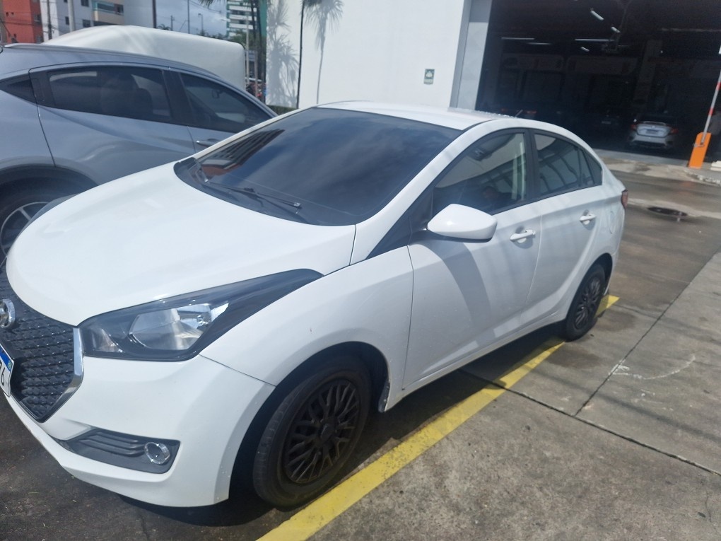 HYUNDAI HB20S 1.0 UNIQUE 12V FLEX 4P MANUAL