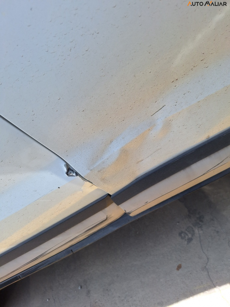 VOLKSWAGEN FOX 1.6 MSI TOTAL FLEX XTREME 4P MANUAL