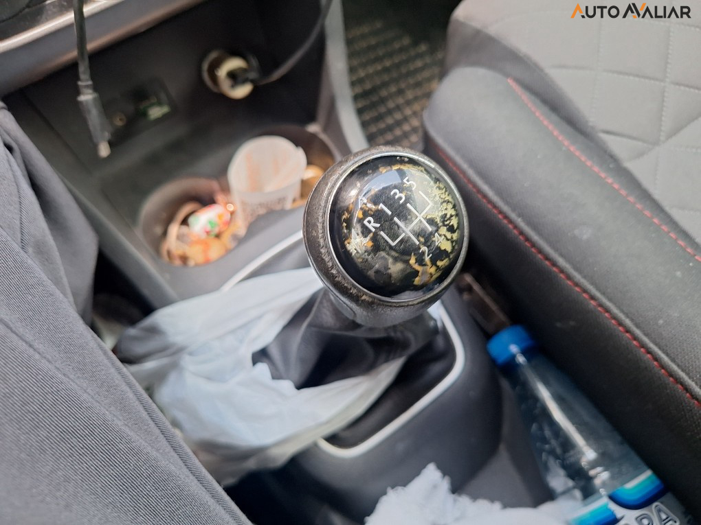 VOLKSWAGEN FOX 1.6 MSI TOTAL FLEX XTREME 4P MANUAL