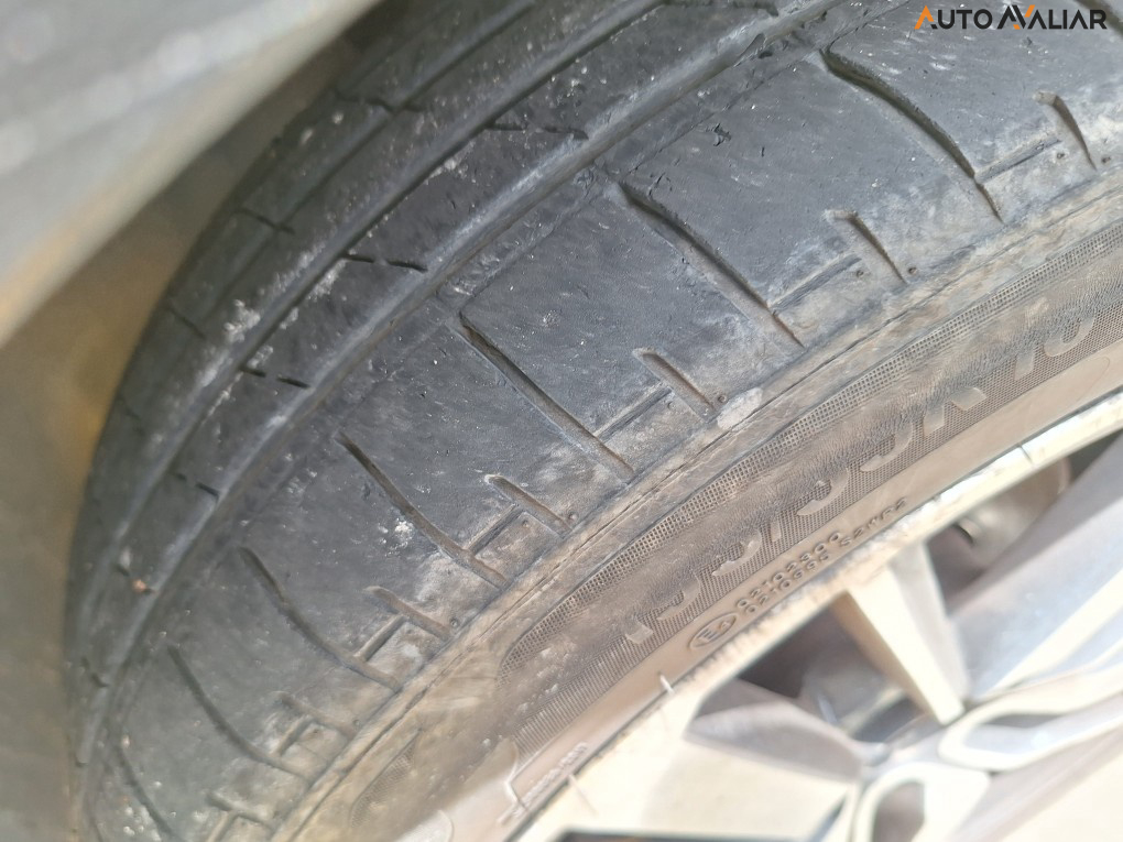 VOLKSWAGEN FOX 1.6 MSI TOTAL FLEX XTREME 4P MANUAL