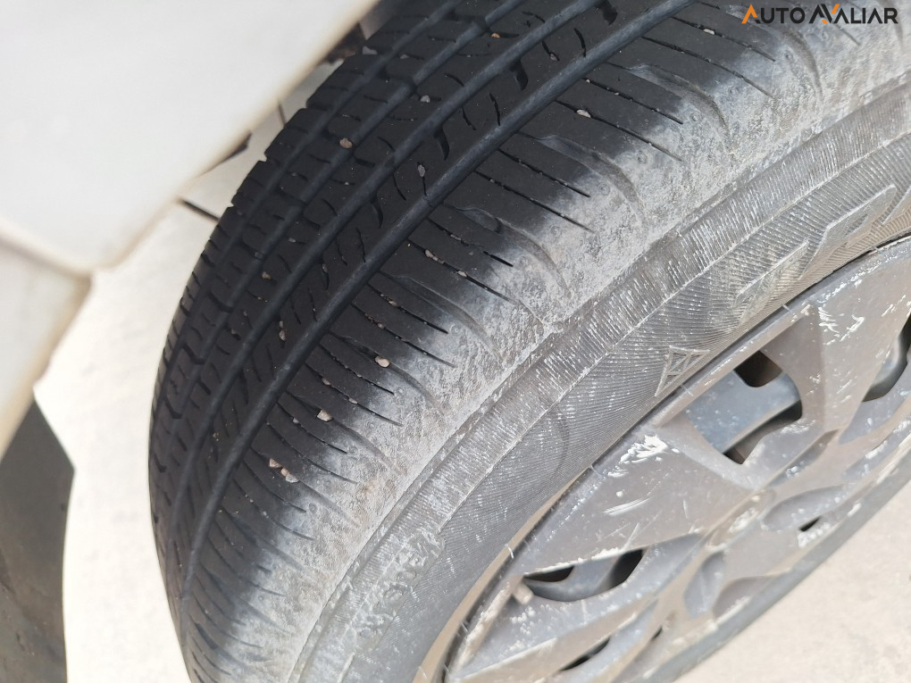 RENAULT SANDERO 1.0 EXPRESSION 16V FLEX 4P MANUAL