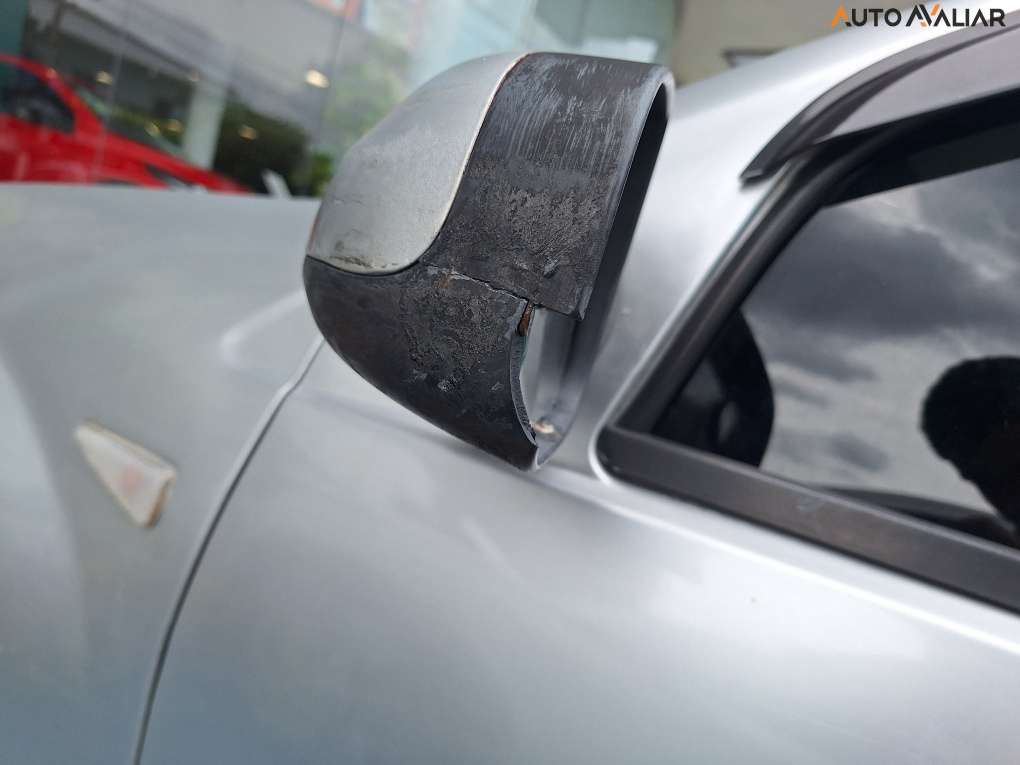 RENAULT SANDERO 1.0 EXPRESSION 16V FLEX 4P MANUAL