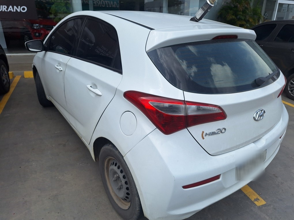 HYUNDAI HB20 1.0 COMFORT PLUS 12V FLEX 4P MANUAL