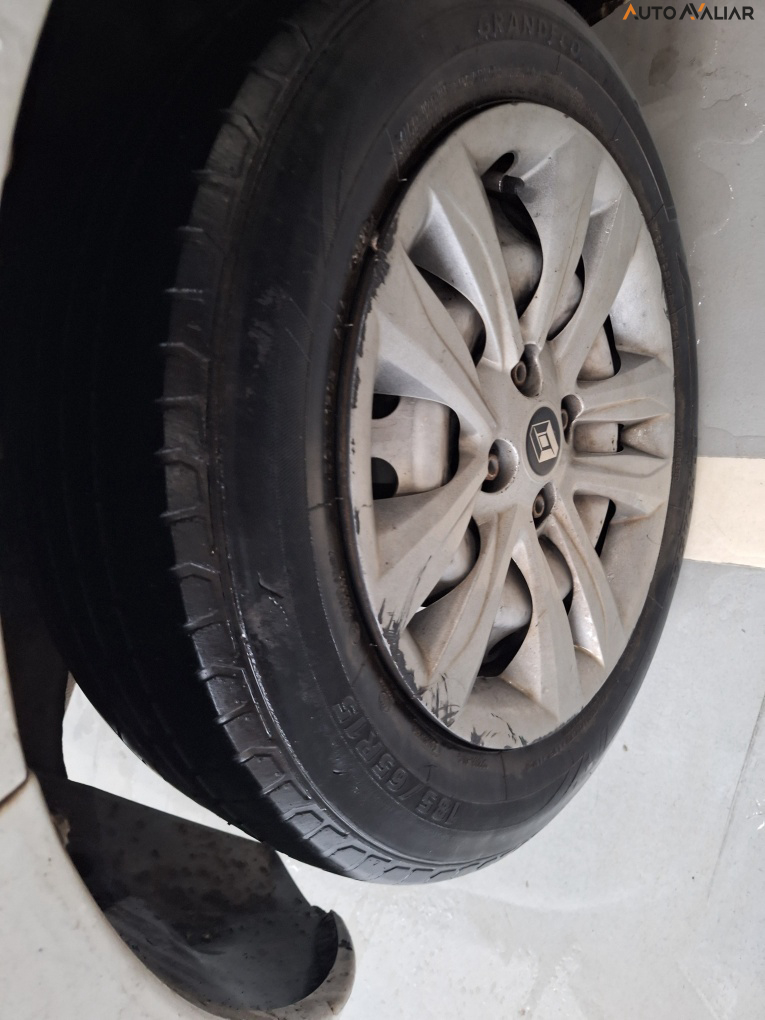 RENAULT SANDERO 1.6 EXPRESSION 8V FLEX 4P MANUAL