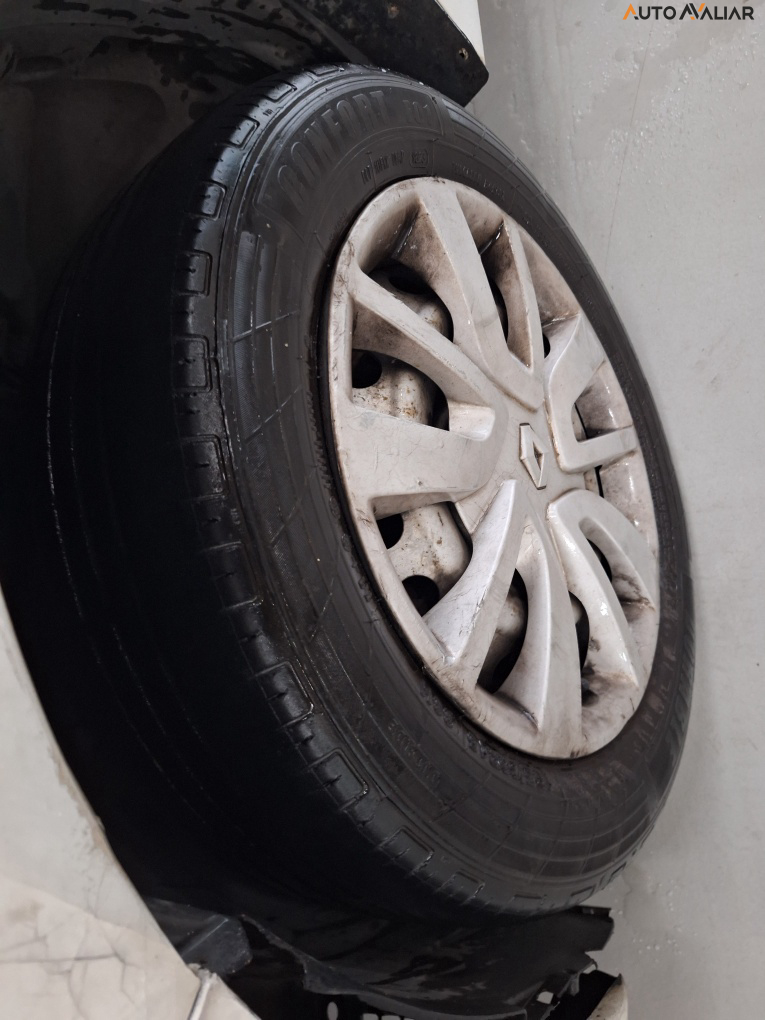 RENAULT SANDERO 1.6 EXPRESSION 8V FLEX 4P MANUAL