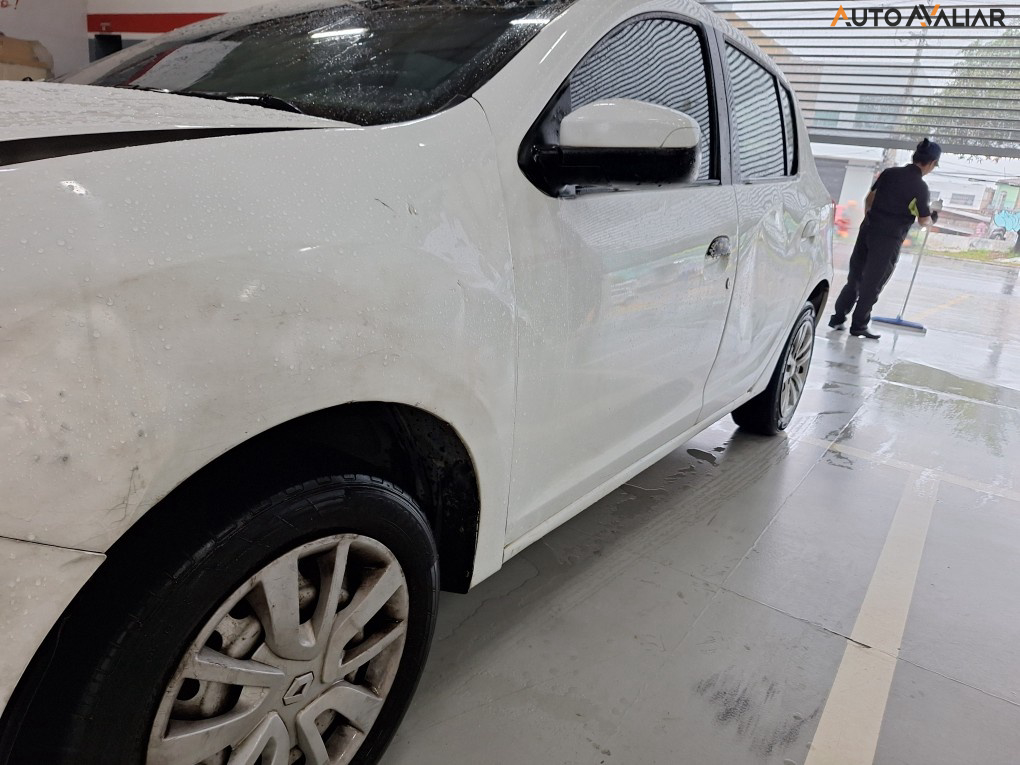 RENAULT SANDERO 1.6 EXPRESSION 8V FLEX 4P MANUAL