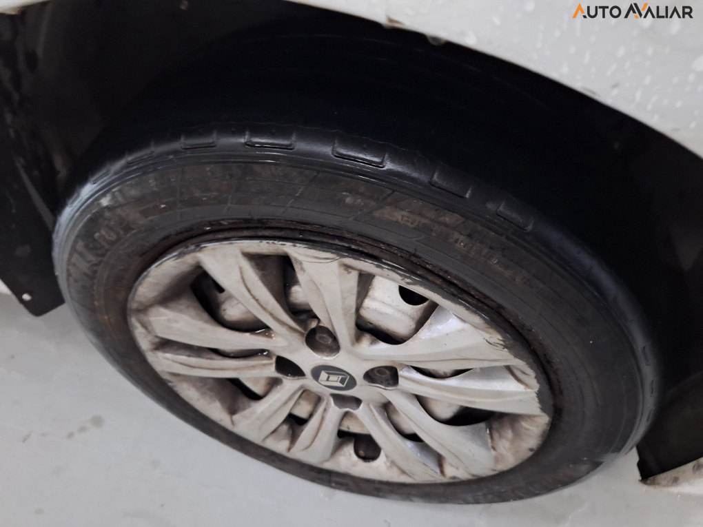 RENAULT SANDERO 1.6 EXPRESSION 8V FLEX 4P MANUAL