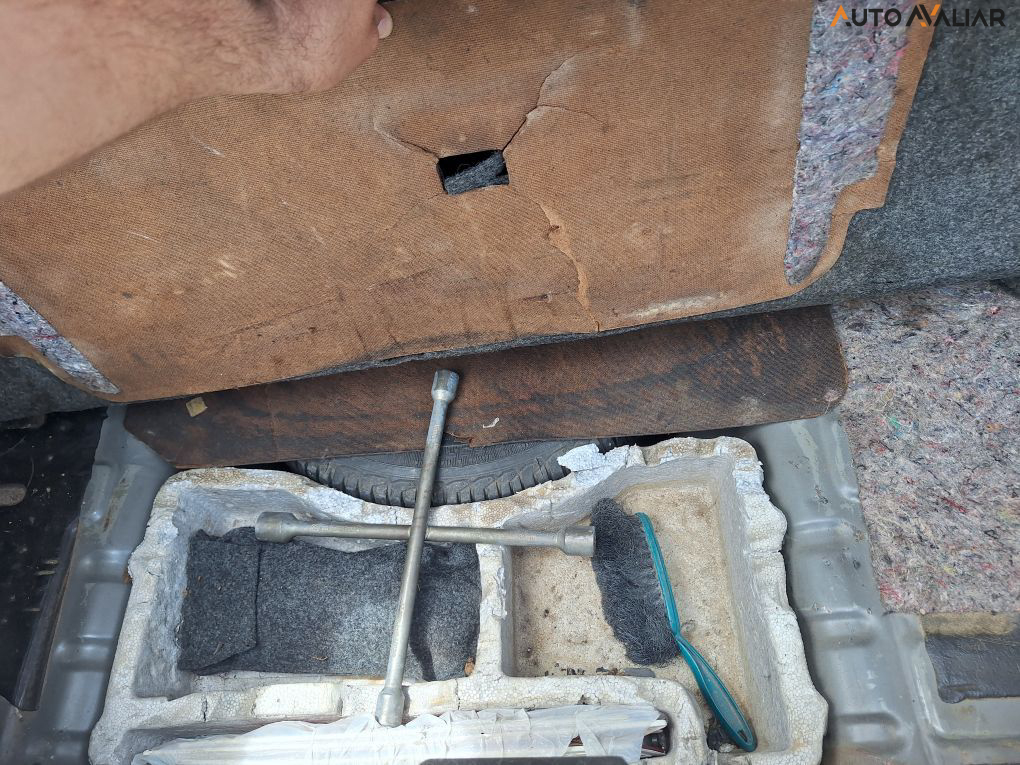 FORD FIESTA 1.6 MPI SEDAN 8V FLEX 4P MANUAL