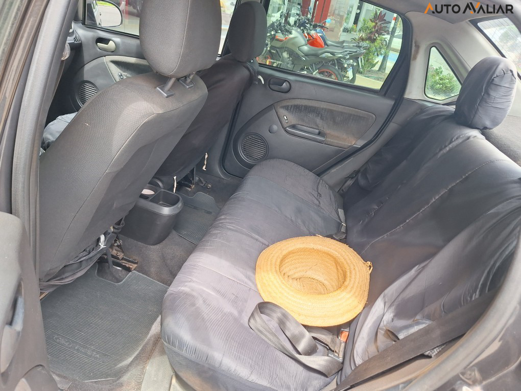 FORD FIESTA 1.6 MPI SEDAN 8V FLEX 4P MANUAL