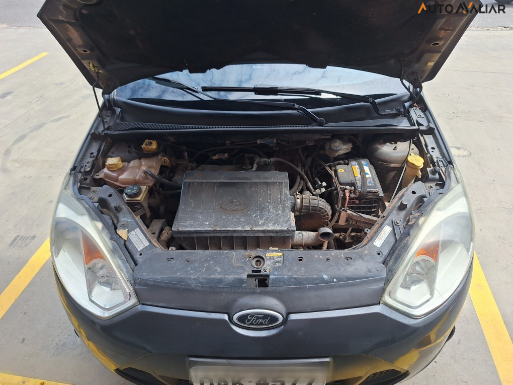 FORD FIESTA 1.6 MPI SEDAN 8V FLEX 4P MANUAL