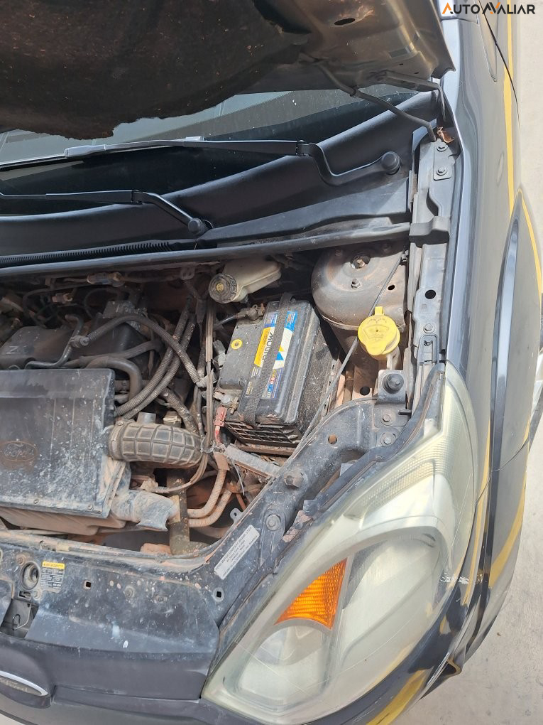 FORD FIESTA 1.6 MPI SEDAN 8V FLEX 4P MANUAL