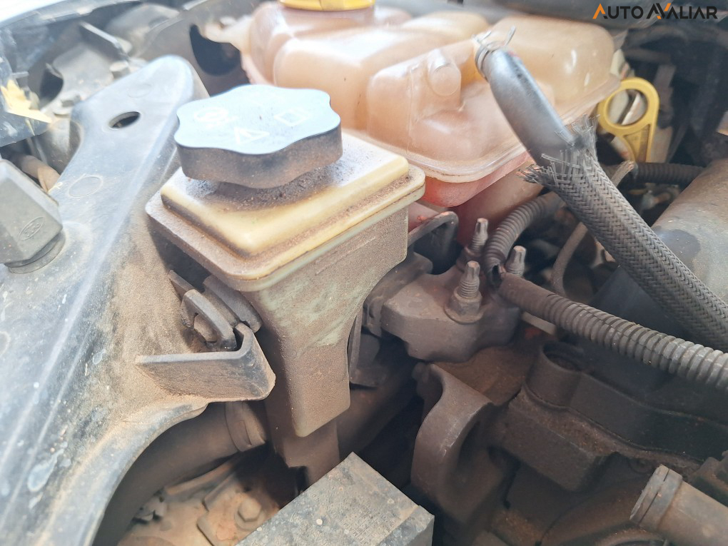 FORD FIESTA 1.6 MPI SEDAN 8V FLEX 4P MANUAL