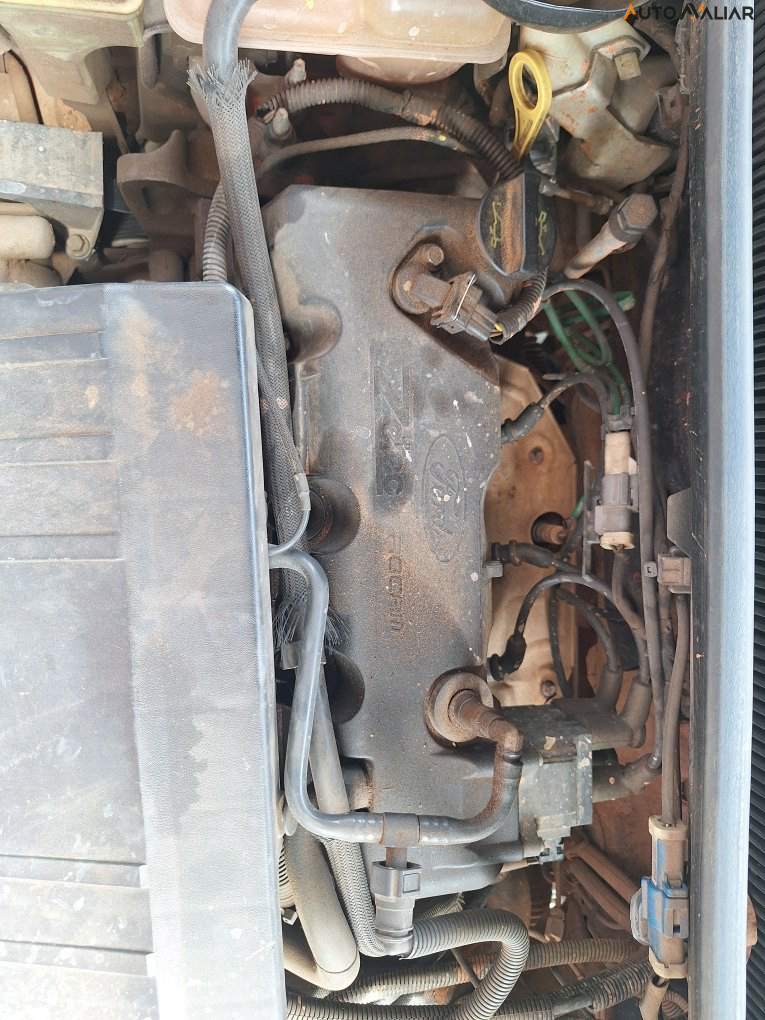 FORD FIESTA 1.6 MPI SEDAN 8V FLEX 4P MANUAL