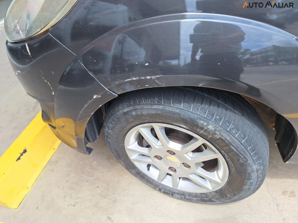 FORD FIESTA 1.6 MPI SEDAN 8V FLEX 4P MANUAL